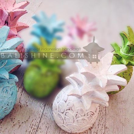 Balishine: Your natural source of indonesian handicraft presents in its Home Decor collection the Ananas Statue:12RAU37822:This ananas statue is produced in Bali and made from natural Albasia wood.   Lots of coulour available, green gold, white gold, white wash, red wash, green wash and many many others?.