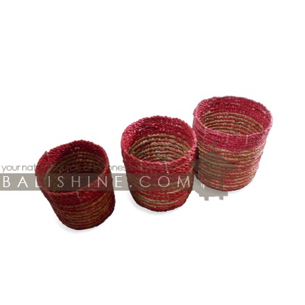 Balishine: Your natural source of indonesian handicraft presents in its Home Decor collection the Set of 3 Mendong Grass Baskets:12DEK368724:This set of 3 baskets is made in Bali from mendong grass.  