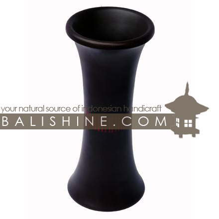 Balishine: Your natural source of indonesian handicraft presents in its Home Decor collection the Vase Flower:12KAL5488:This vase is produced in Bali made from mango wood and formating  by red coral.  
